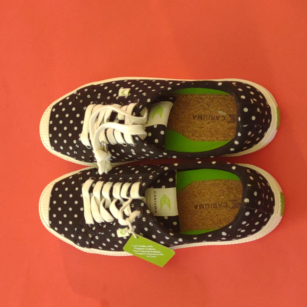 NEW Cariuma women's polka dot comfort  Sneakers size 9.5